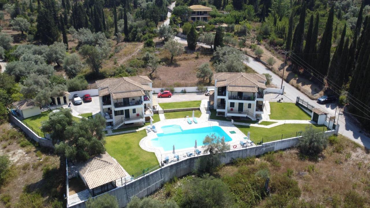 Villa Agni Yénion Екстериор снимка