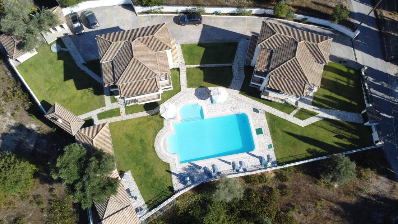 Villa Agni Yénion Екстериор снимка