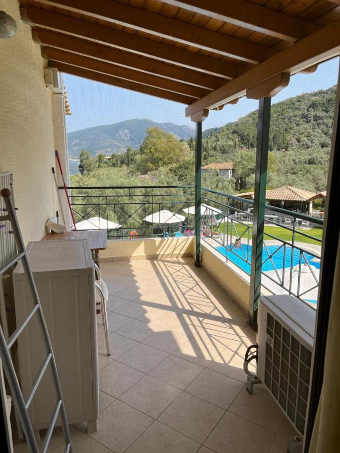 Villa Agni Yénion Екстериор снимка
