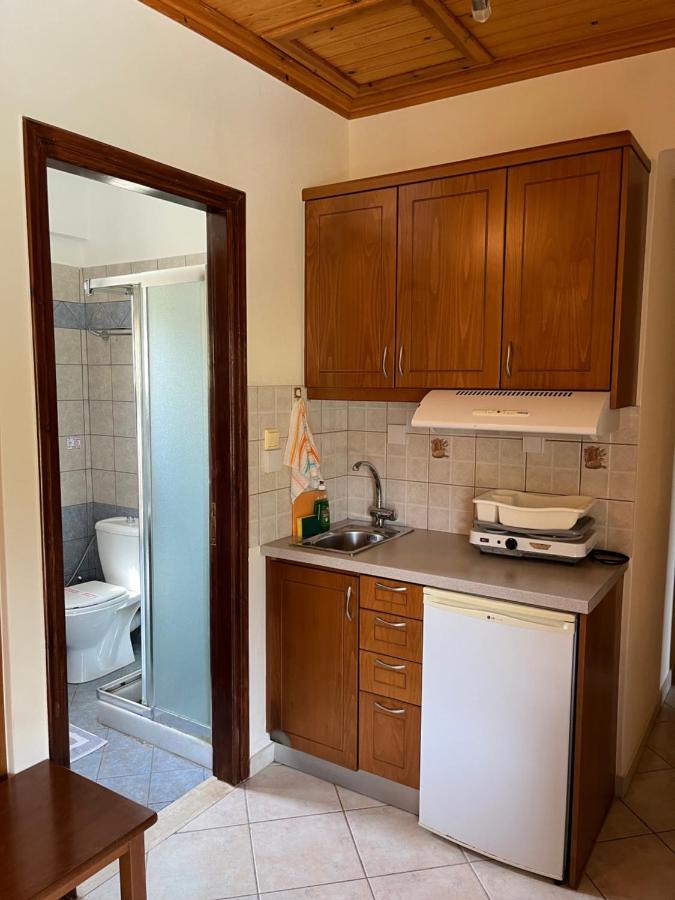 Villa Agni Yénion Екстериор снимка