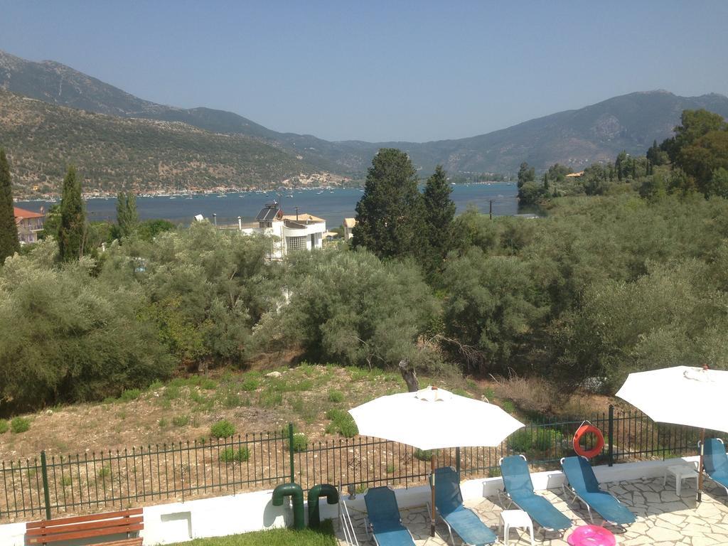 Villa Agni Yénion Екстериор снимка