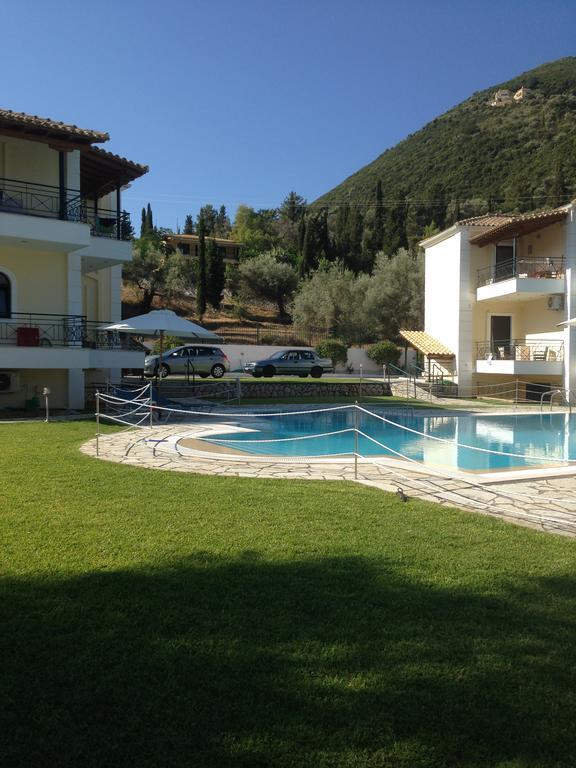Villa Agni Yénion Екстериор снимка