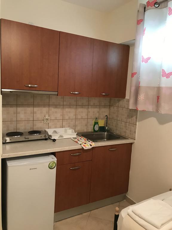 Villa Agni Yénion Екстериор снимка
